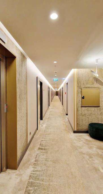 2Budapest Eye-Freegym And Sauna Luxury Home Exterior foto