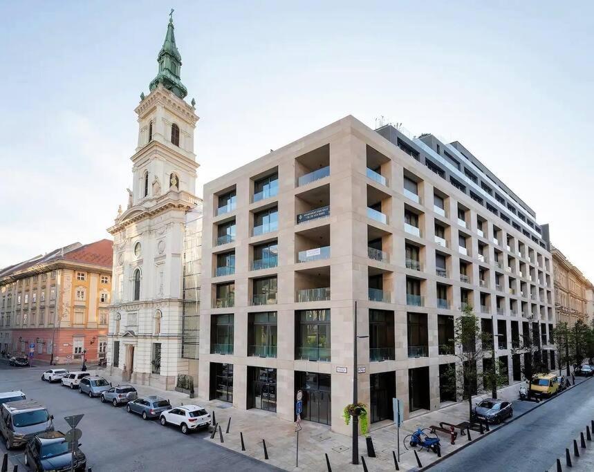 2Budapest Eye-Freegym And Sauna Luxury Home Exterior foto