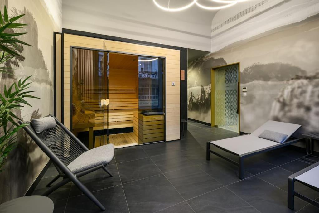 2Budapest Eye-Freegym And Sauna Luxury Home Exterior foto